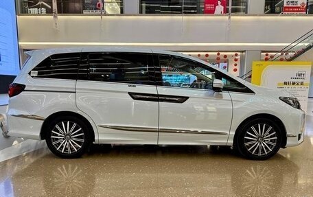 Honda Elysion, 2024 год, 4 955 000 рублей, 13 фотография