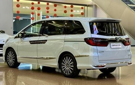 Honda Elysion, 2024 год, 4 955 000 рублей, 22 фотография