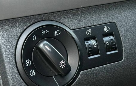Volkswagen Touran III, 2012 год, 1 199 900 рублей, 6 фотография