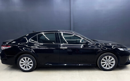 Toyota Camry, 2019 год, 2 590 000 рублей, 3 фотография