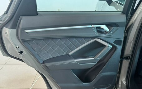 Audi Q3, 2025 год, 5 690 000 рублей, 22 фотография