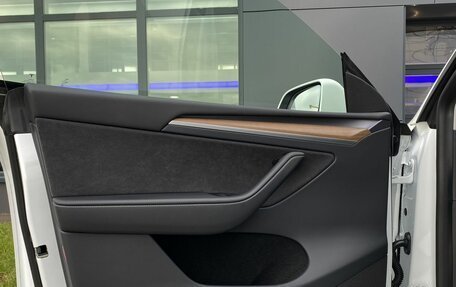 Tesla Model Y I, 2023 год, 5 049 000 рублей, 19 фотография