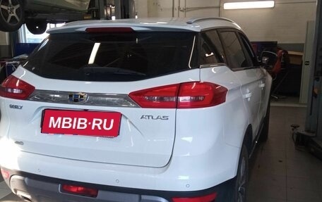 Geely Atlas I, 2021 год, 1 699 000 рублей, 3 фотография