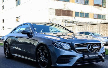 Mercedes-Benz E-Класс, 2017 год, 3 649 000 рублей, 4 фотография
