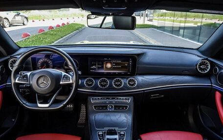 Mercedes-Benz E-Класс, 2017 год, 3 649 000 рублей, 12 фотография