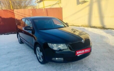 Skoda Superb III рестайлинг, 2011 год, 1 250 000 рублей, 2 фотография