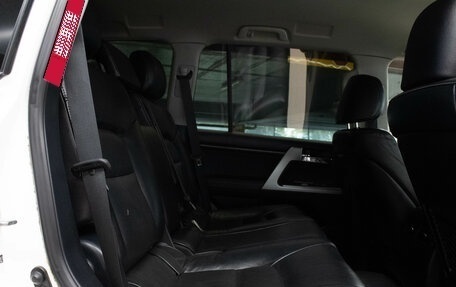 Toyota Land Cruiser 200, 2014 год, 4 219 000 рублей, 14 фотография