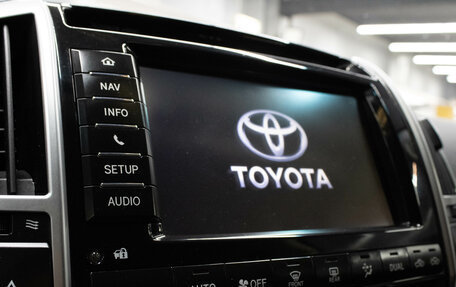 Toyota Land Cruiser 200, 2014 год, 4 219 000 рублей, 23 фотография