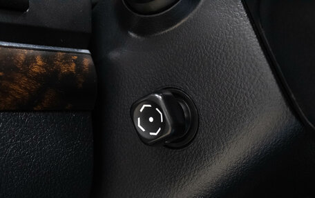 Toyota Land Cruiser 200, 2014 год, 4 219 000 рублей, 29 фотография
