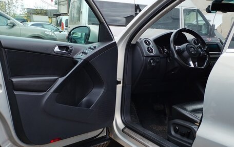 Volkswagen Tiguan I, 2010 год, 820 000 рублей, 2 фотография
