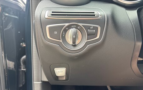 Mercedes-Benz C-Класс, 2018 год, 2 800 000 рублей, 30 фотография
