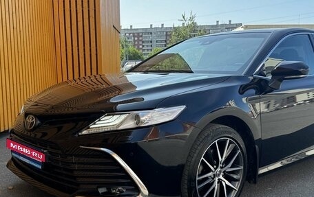 Toyota Camry, 2021 год, 3 333 333 рублей, 5 фотография