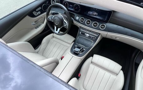 Mercedes-Benz E-Класс, 2019 год, 4 057 000 рублей, 10 фотография