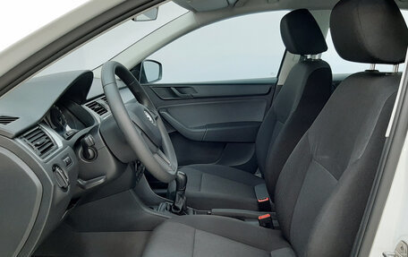 Skoda Rapid I, 2015 год, 990 000 рублей, 10 фотография