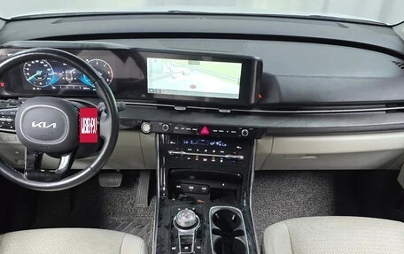 KIA Carnival, 2022 год, 3 730 000 рублей, 5 фотография