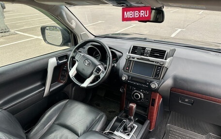 Toyota Land Cruiser Prado 150 рестайлинг 2, 2016 год, 3 300 000 рублей, 9 фотография