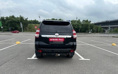 Toyota Land Cruiser Prado 150 рестайлинг 2, 2016 год, 3 300 000 рублей, 4 фотография