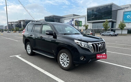 Toyota Land Cruiser Prado 150 рестайлинг 2, 2016 год, 3 300 000 рублей, 7 фотография