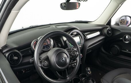 MINI Hatch, 2018 год, 1 975 400 рублей, 6 фотография