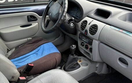 Renault Kangoo II рестайлинг, 2004 год, 230 000 рублей, 3 фотография