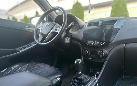 Hyundai Solaris II рестайлинг, 2016 год, 750 000 рублей, 4 фотография