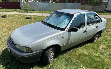 Daewoo Nexia I рестайлинг, 2001 год, 195 000 рублей, 3 фотография