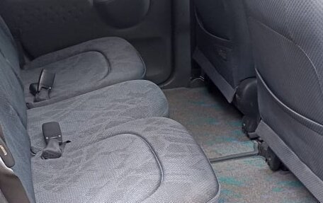 Toyota FunCargo, 2001 год, 400 000 рублей, 8 фотография