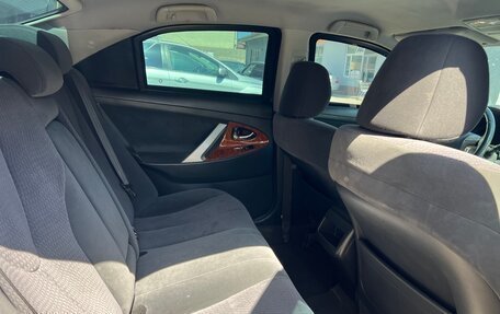 Toyota Camry, 2011 год, 1 300 000 рублей, 9 фотография