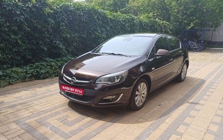 Opel Astra J, 2013 год, 850 000 рублей, 3 фотография