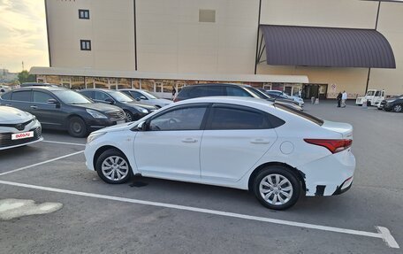 Hyundai Solaris II рестайлинг, 2019 год, 790 000 рублей, 4 фотография