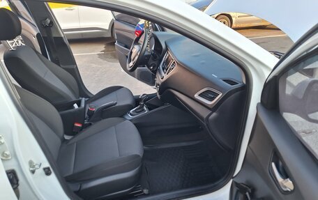 Hyundai Solaris II рестайлинг, 2019 год, 790 000 рублей, 15 фотография