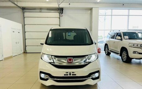 Honda Stepwgn IV, 2016 год, 1 600 000 рублей, 2 фотография