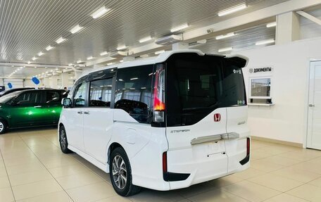 Honda Stepwgn IV, 2016 год, 1 600 000 рублей, 5 фотография