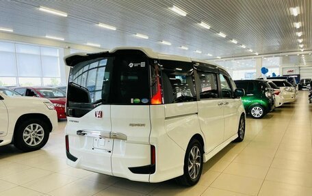 Honda Stepwgn IV, 2016 год, 1 600 000 рублей, 7 фотография