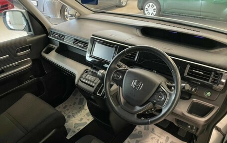 Honda Stepwgn IV, 2016 год, 1 600 000 рублей, 11 фотография