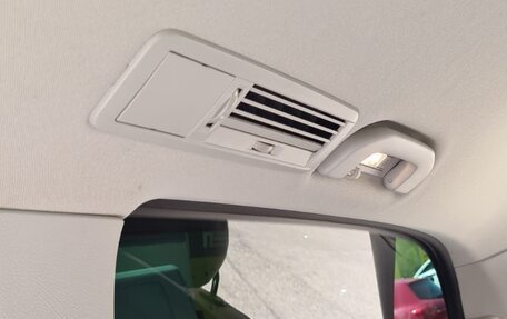 Mercedes-Benz Vito, 2021 год, 4 800 000 рублей, 22 фотография