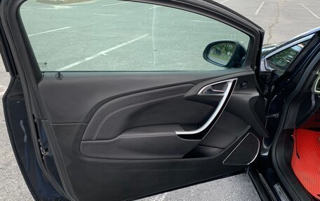 Opel Astra J, 2013 год, 910 000 рублей, 9 фотография