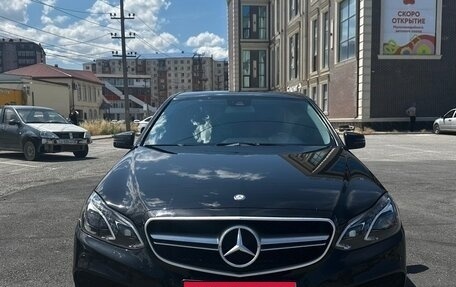 Mercedes-Benz E-Класс, 2014 год, 1 900 000 рублей, 2 фотография