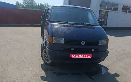 Volkswagen Transporter T4, 1995 год, 560 000 рублей, 2 фотография