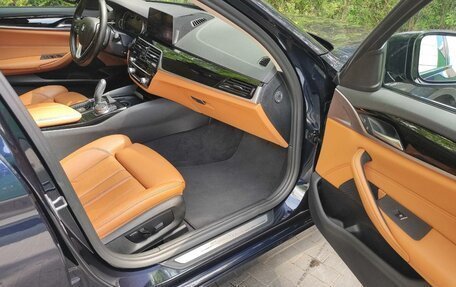 BMW 5 серия, 2019 год, 3 350 000 рублей, 21 фотография