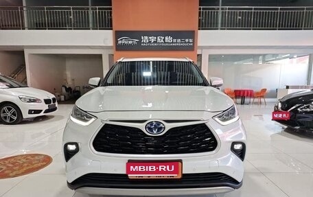 Toyota Highlander, 2023 год, 5 071 000 рублей, 1 фотография