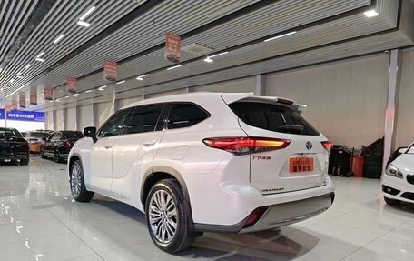 Toyota Highlander, 2023 год, 5 071 000 рублей, 3 фотография