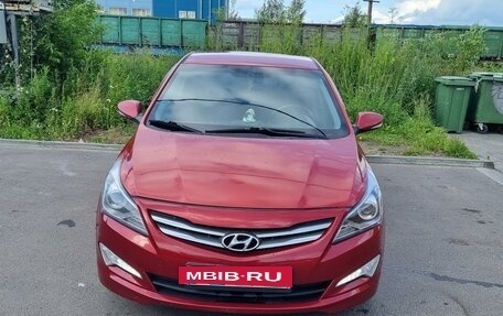 Hyundai Solaris II рестайлинг, 2015 год, 850 000 рублей, 3 фотография