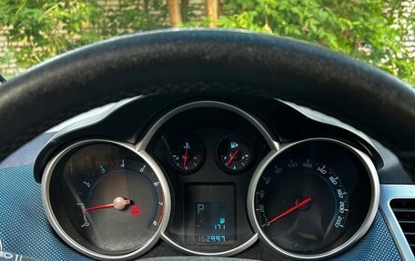 Chevrolet Cruze II, 2011 год, 820 000 рублей, 6 фотография