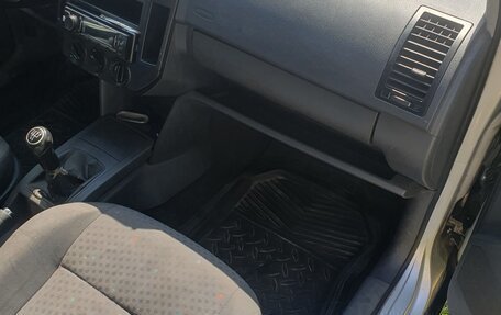 Volkswagen Polo IV рестайлинг, 2002 год, 160 000 рублей, 29 фотография