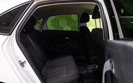 Volkswagen Polo VI (EU Market), 2018 год, 950 000 рублей, 13 фотография