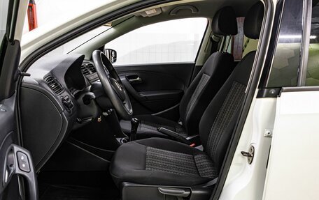 Volkswagen Polo VI (EU Market), 2018 год, 950 000 рублей, 12 фотография