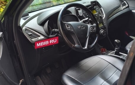 Hyundai Santa Fe III рестайлинг, 2012 год, 1 490 000 рублей, 10 фотография