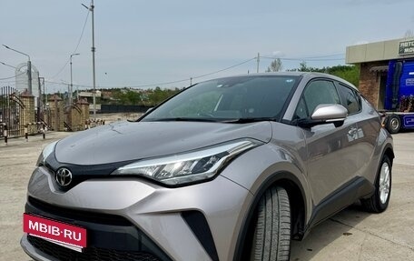 Toyota C-HR I рестайлинг, 2019 год, 1 650 000 рублей, 3 фотография