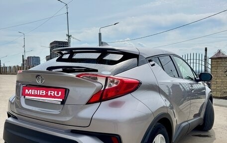 Toyota C-HR I рестайлинг, 2019 год, 1 650 000 рублей, 5 фотография